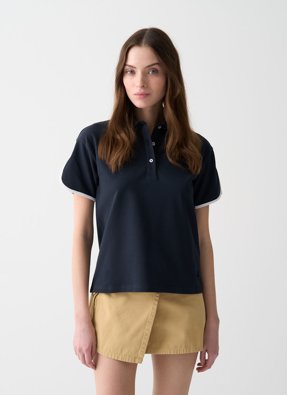 Polo-shirt with rounded sleeves image number 1