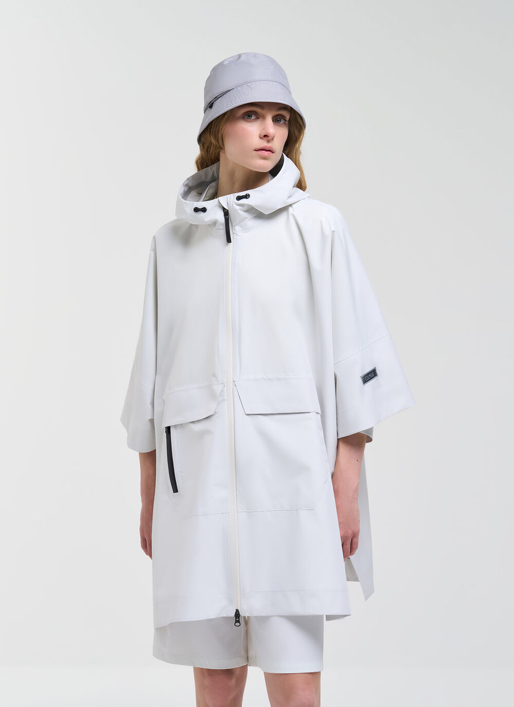 Windproof Cape image number 1