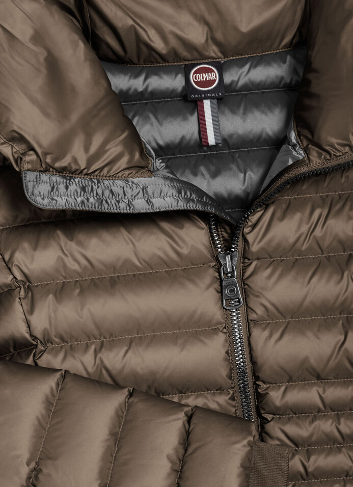Fitted down jacket with knit cuffs image number 6