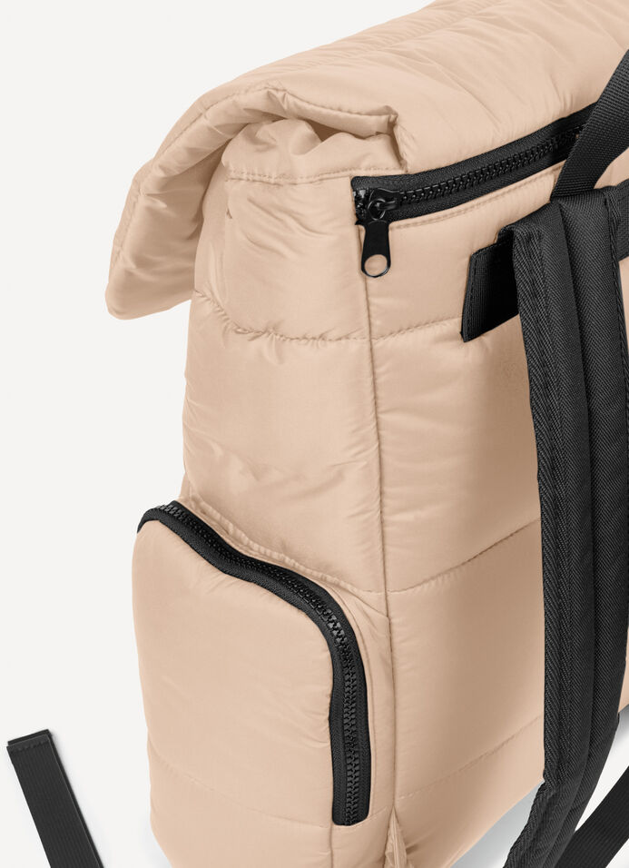 Gesteppter Unisex-Rucksack mit großen Taschen image number 3