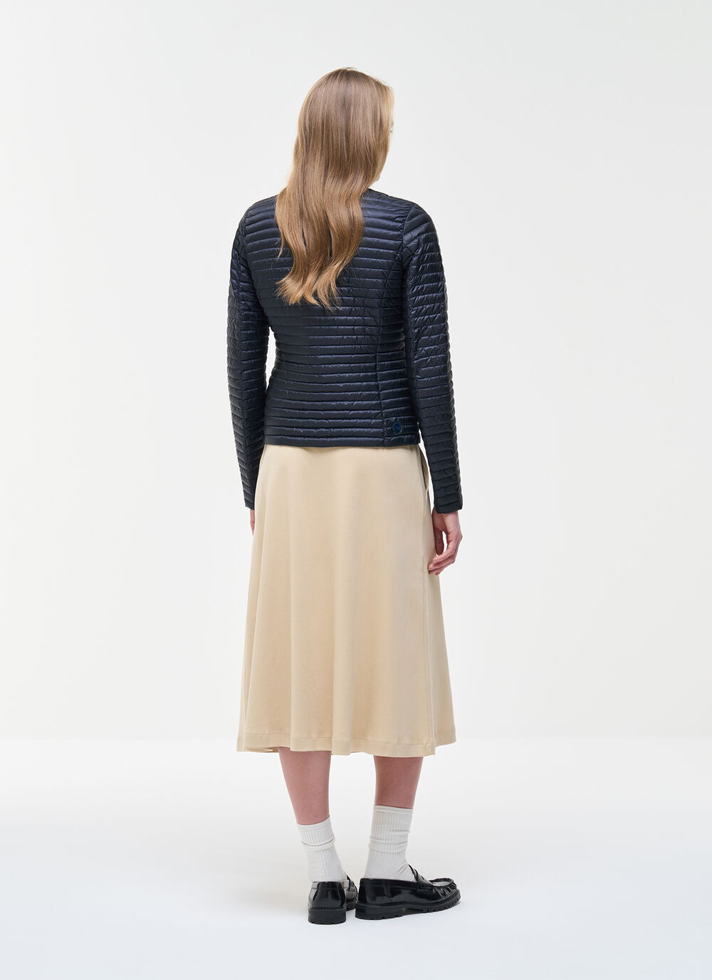 Ultra-lightweight packable down jacket image number 3