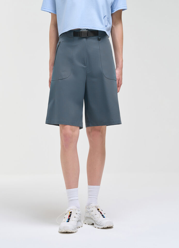 Bermuda shorts with bi-stretch fabric belt