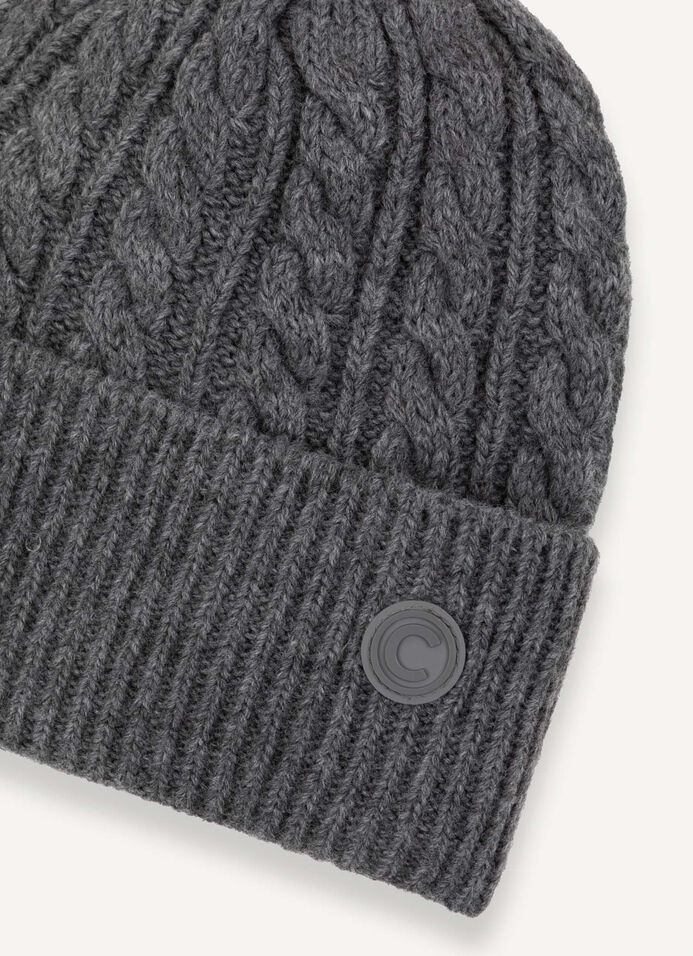 Unisex cable-knit hat image number 3