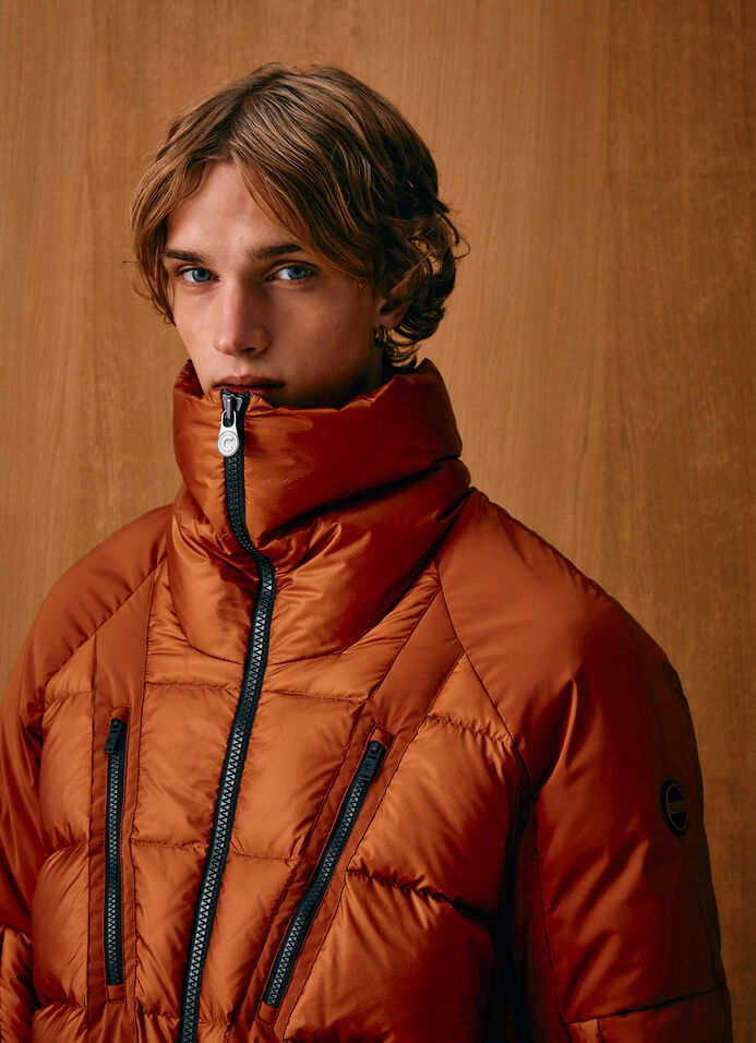 Down jacket with enveloping collar image number 2