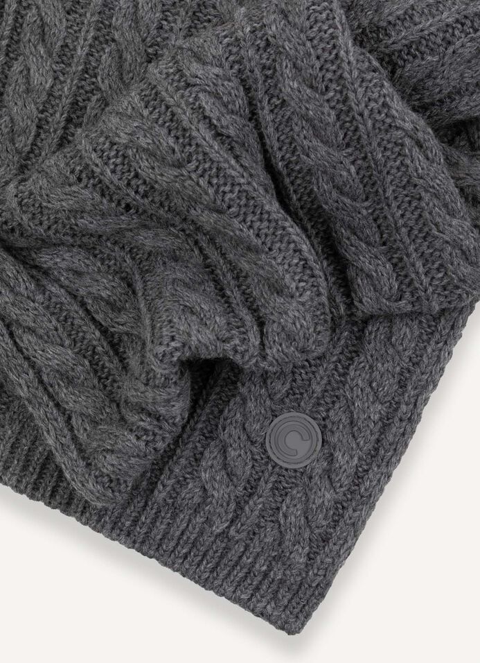 Unisex cable-knit scarf image number 3