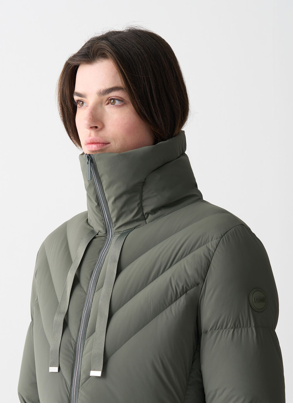 Long stretch down jacket image number 2