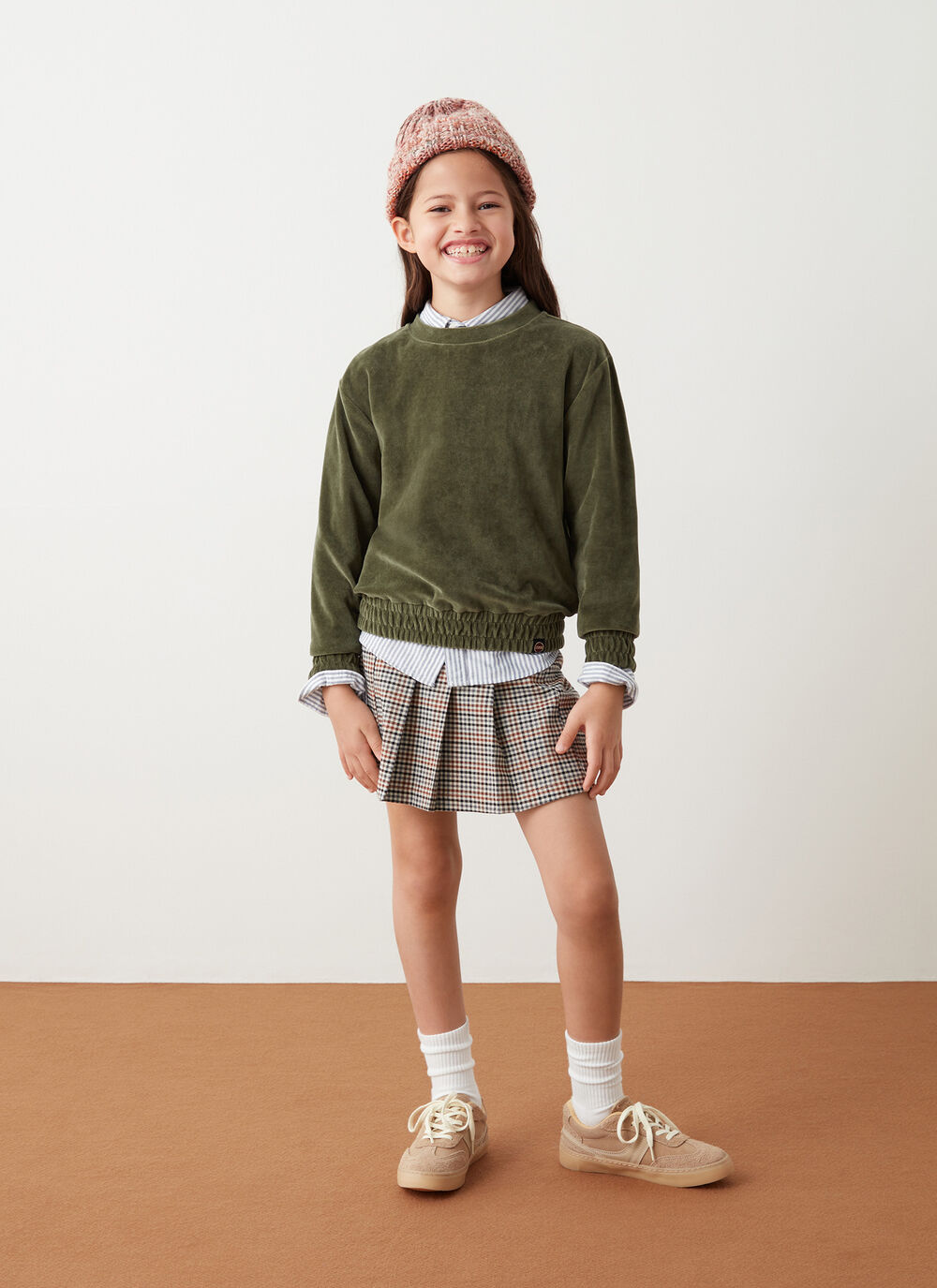 Sweatshirt aus Samt mit Gummizug image number 0