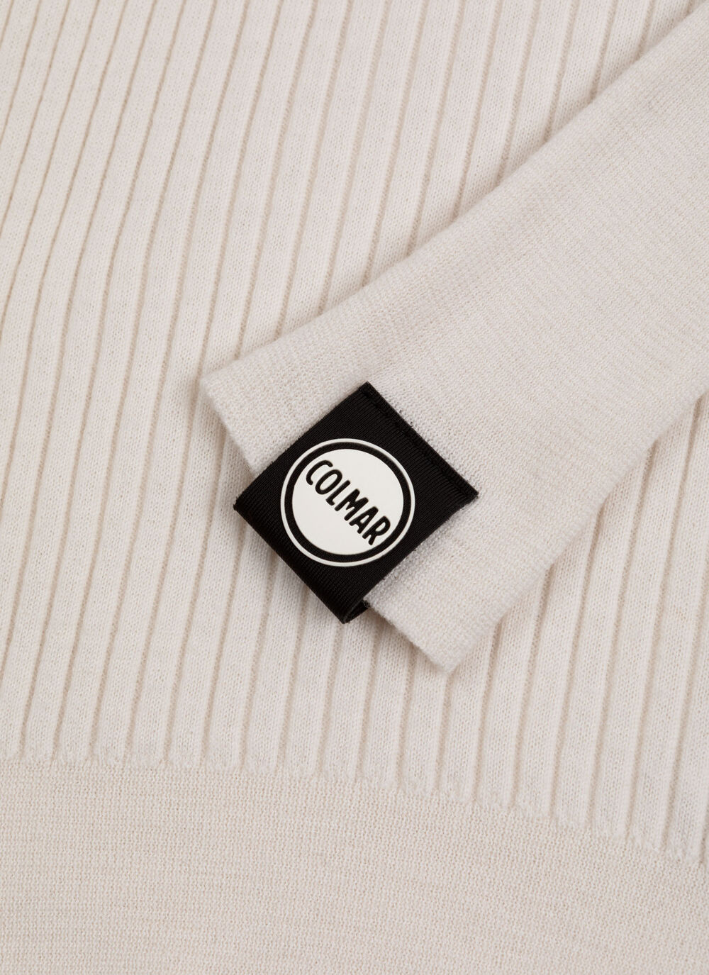 Pull &agrave; col roul&eacute; en laine m&eacute;rinos image number 6