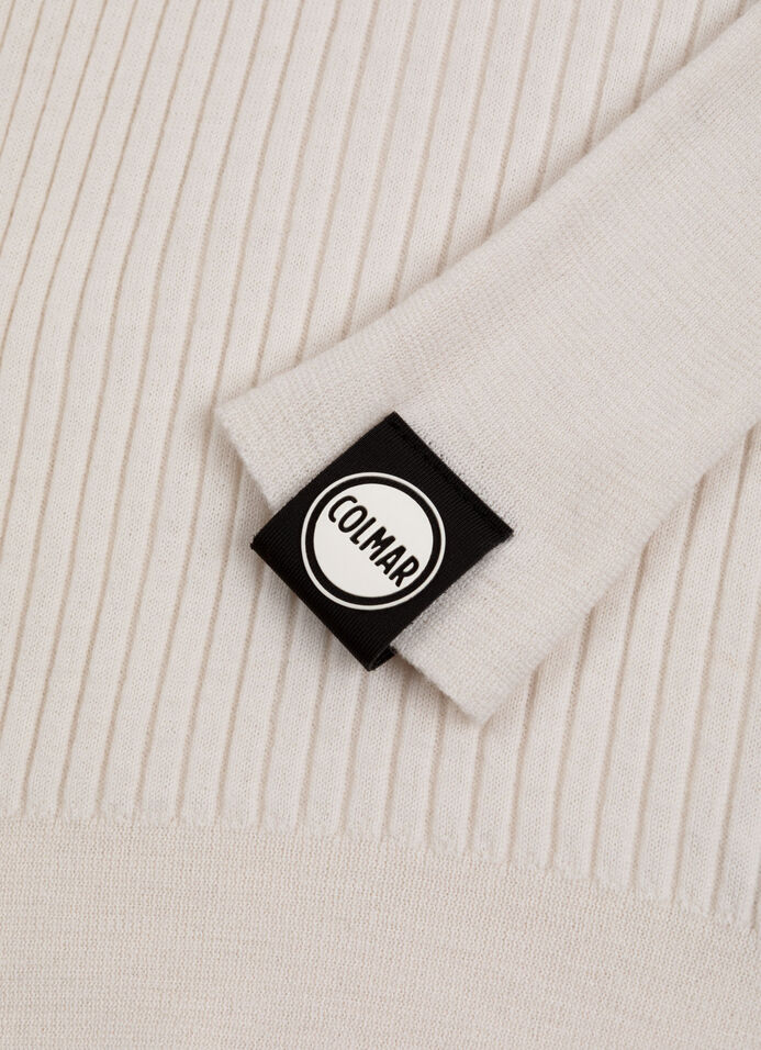 Merino wool polo-neck image number 6
