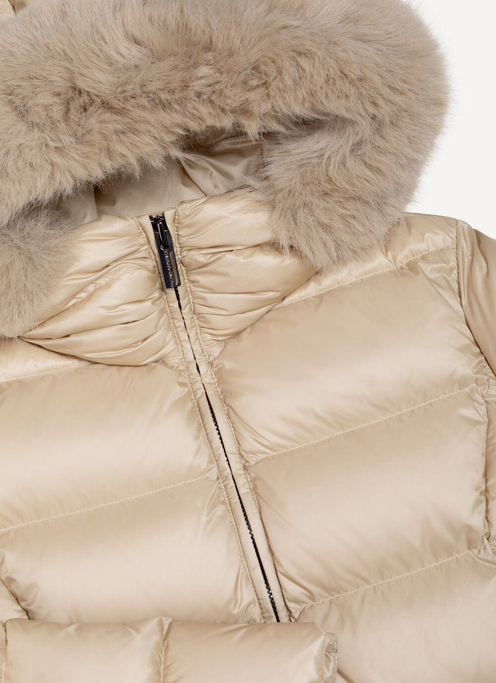 Long down jacket with faux fur image number 6