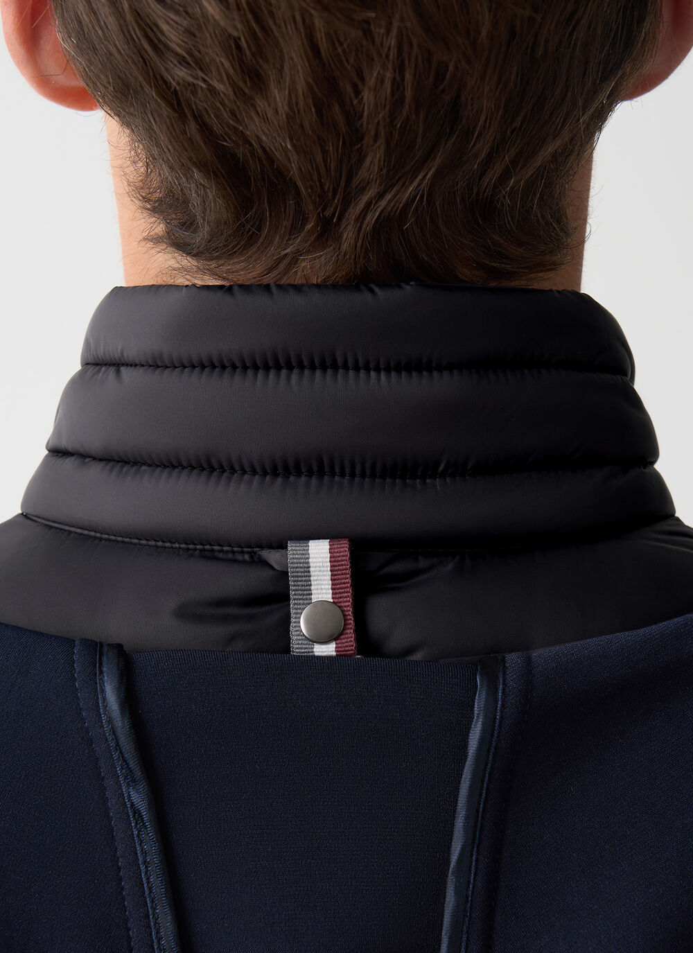 Ultra-lightweight vest image number 2