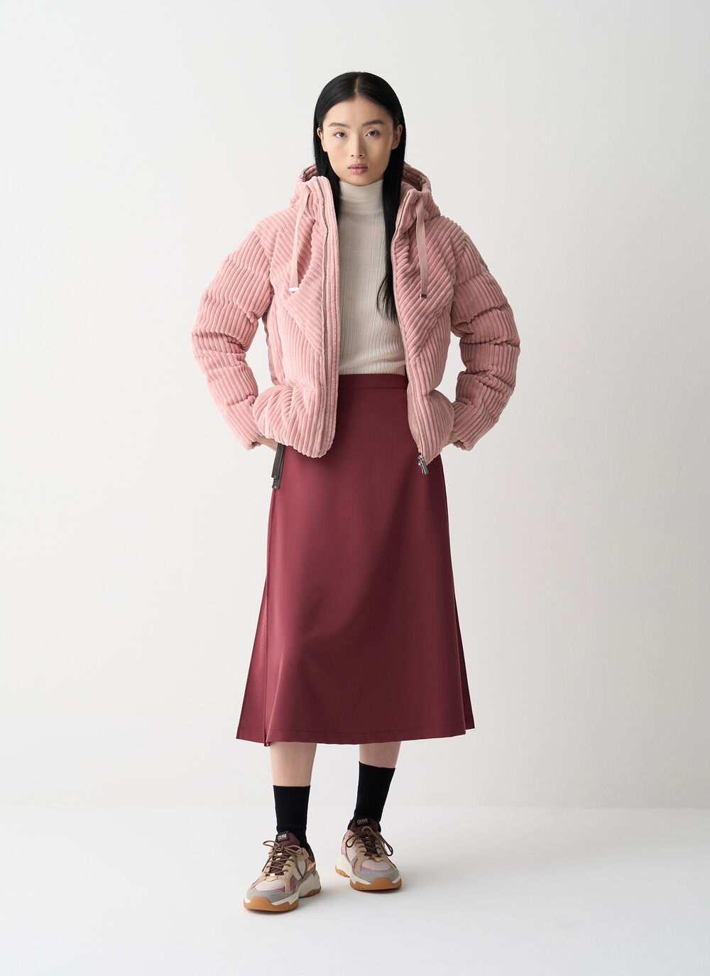 Corduroy down jacket wit hood image number 0