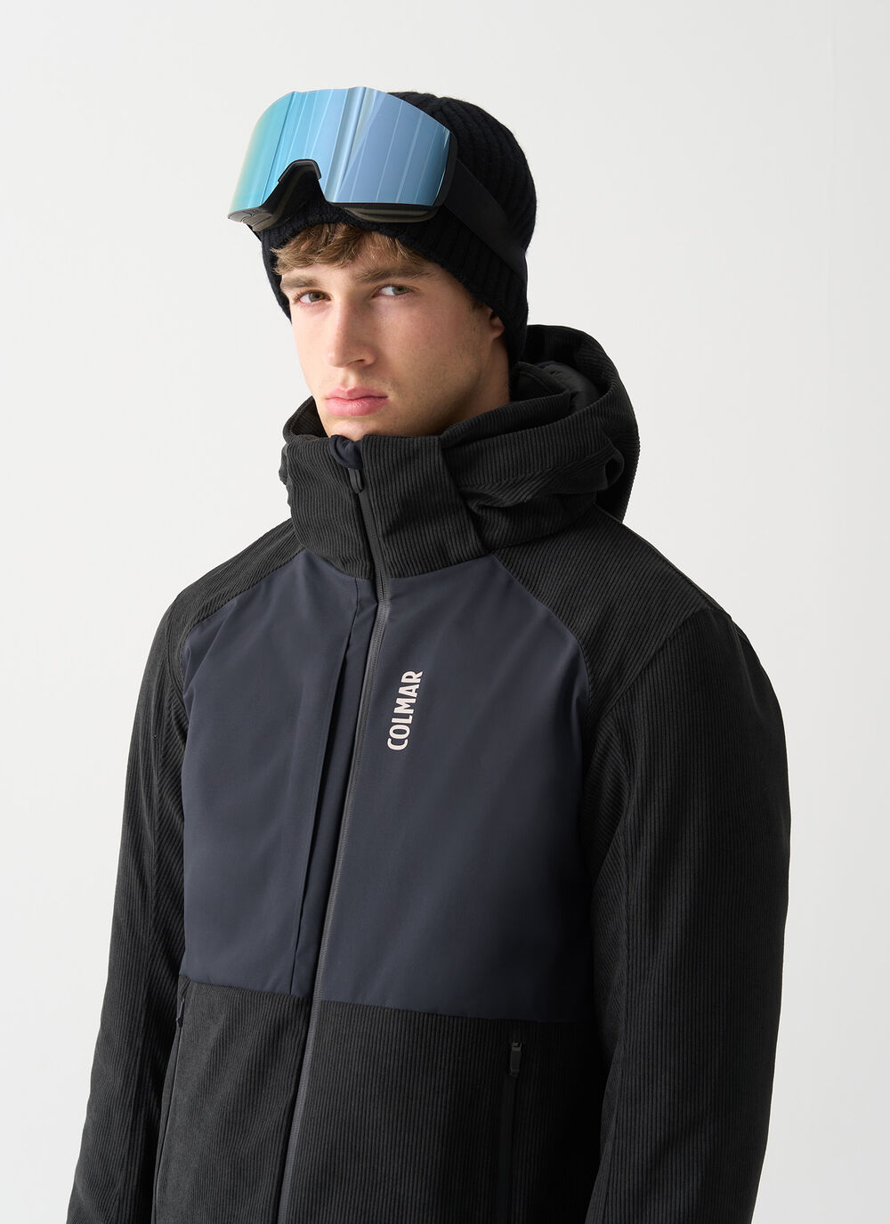 Timeless corduroy ski jacket image number 2