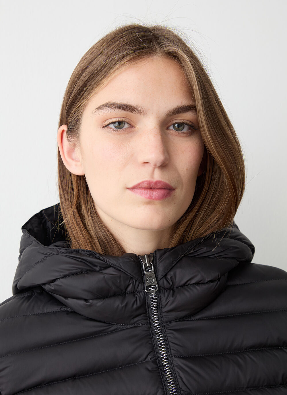 Fitted down jacket with hood image number 2