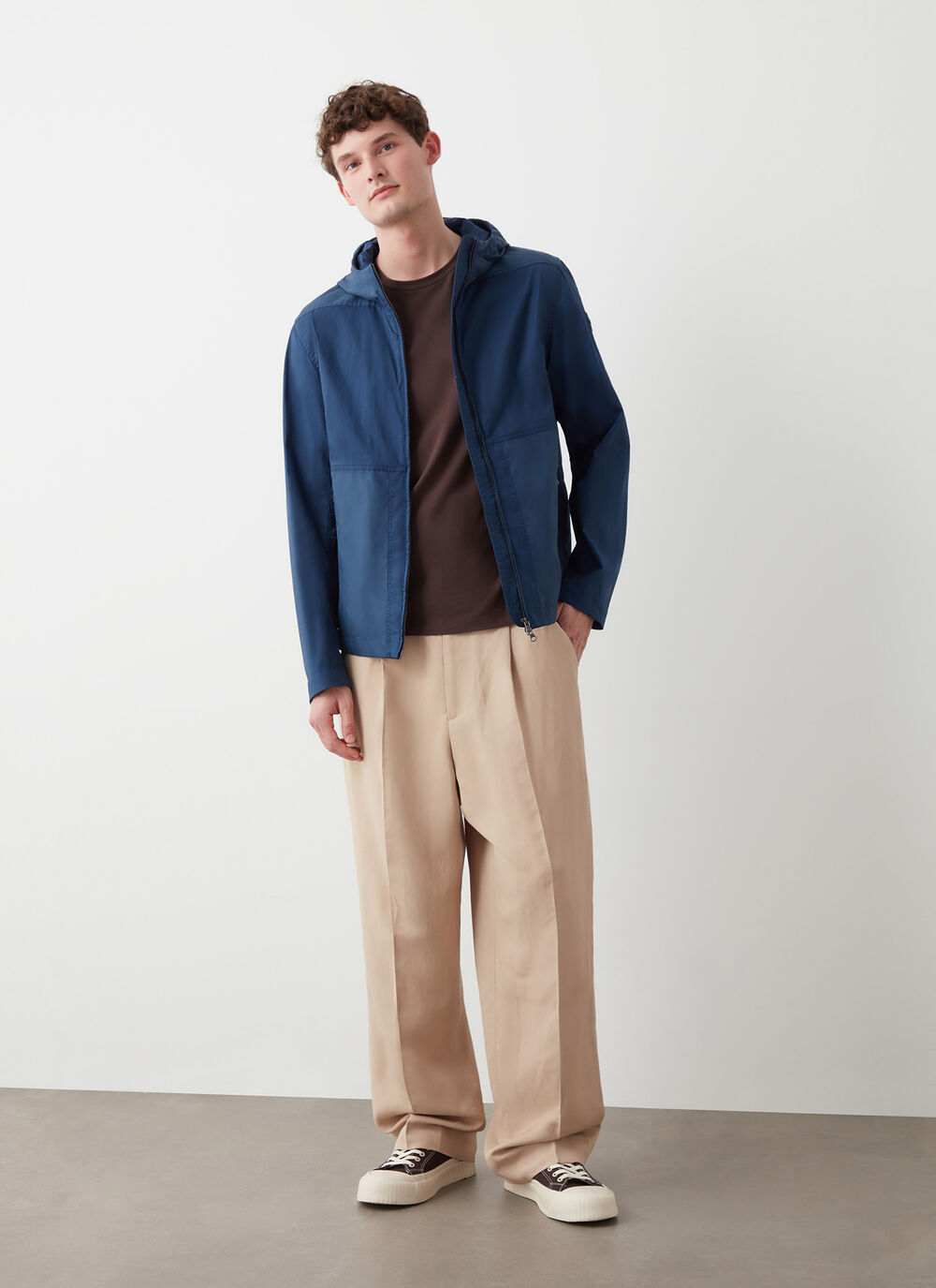 Cotton and nylon jacket image number 1