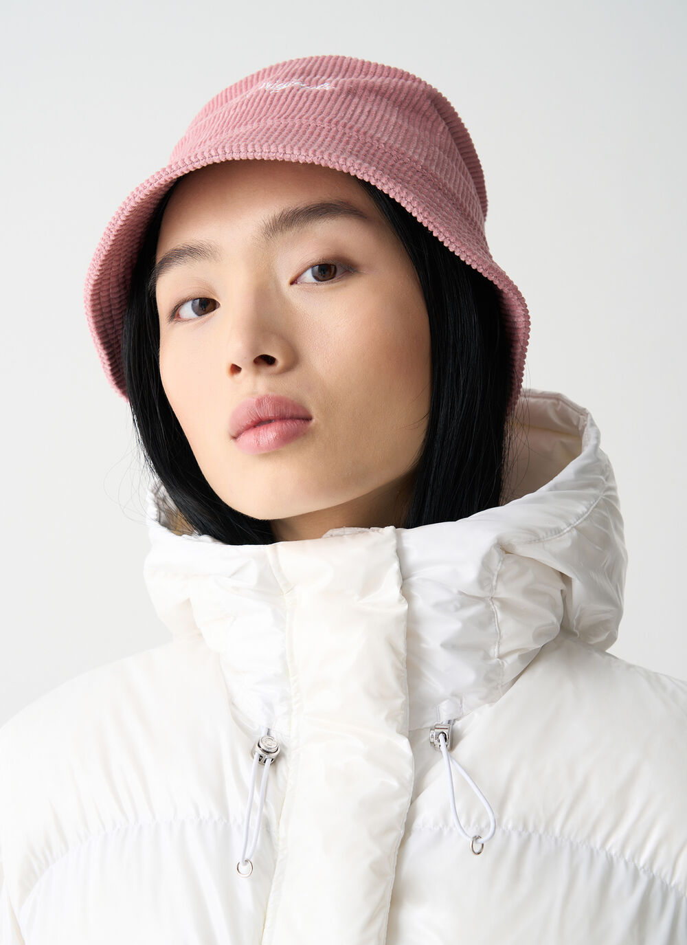 Glossy hooded down jacket image number 2