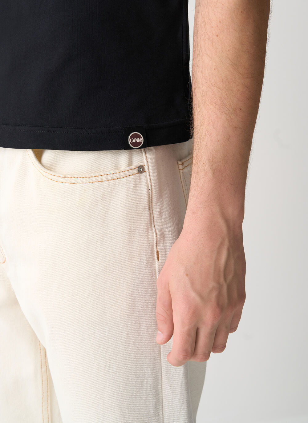 Slim-fit T-shirt in 100% Supima&reg; cotton image number 1