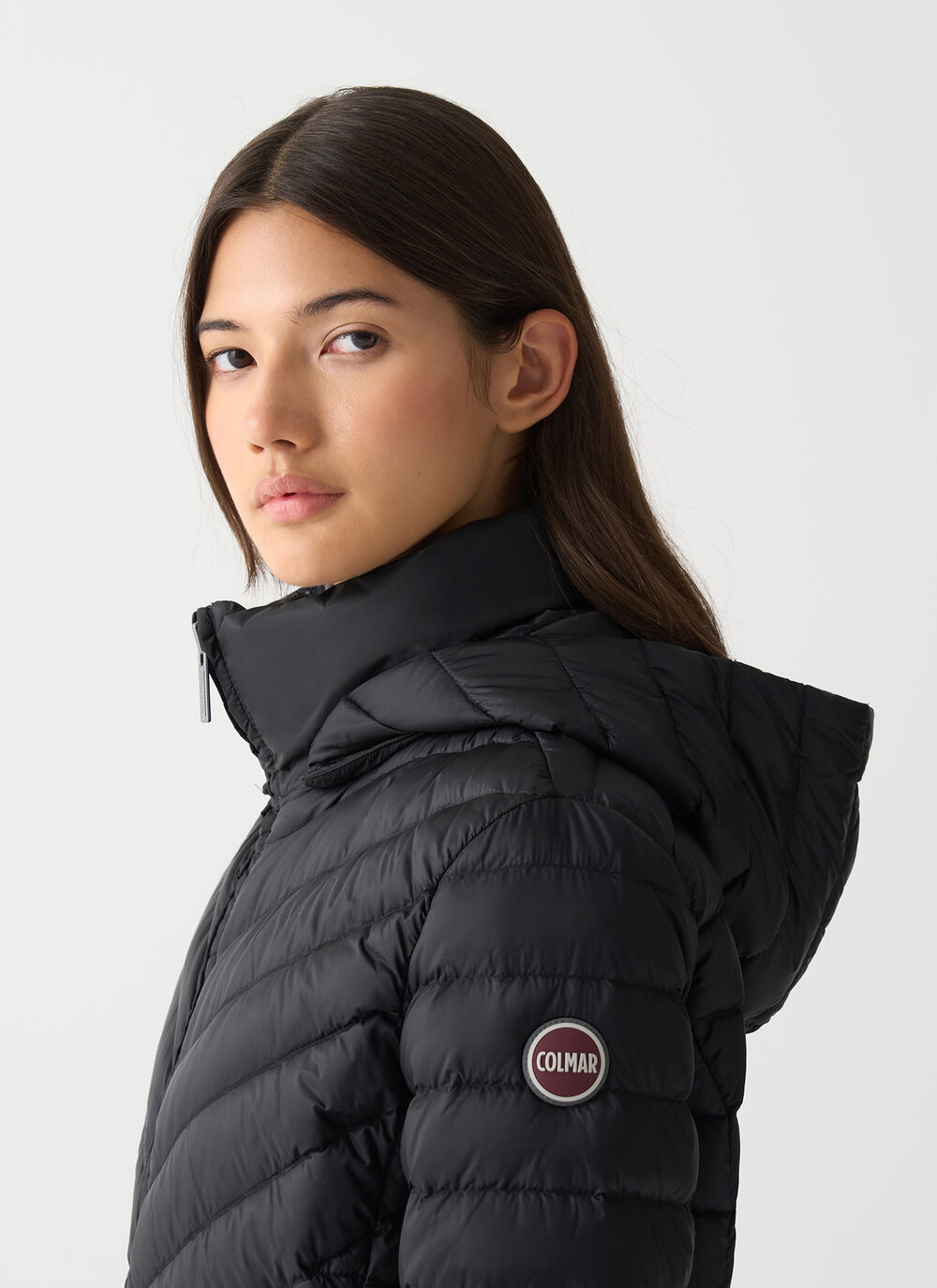 Long lightweight down jacket with hood image number 2