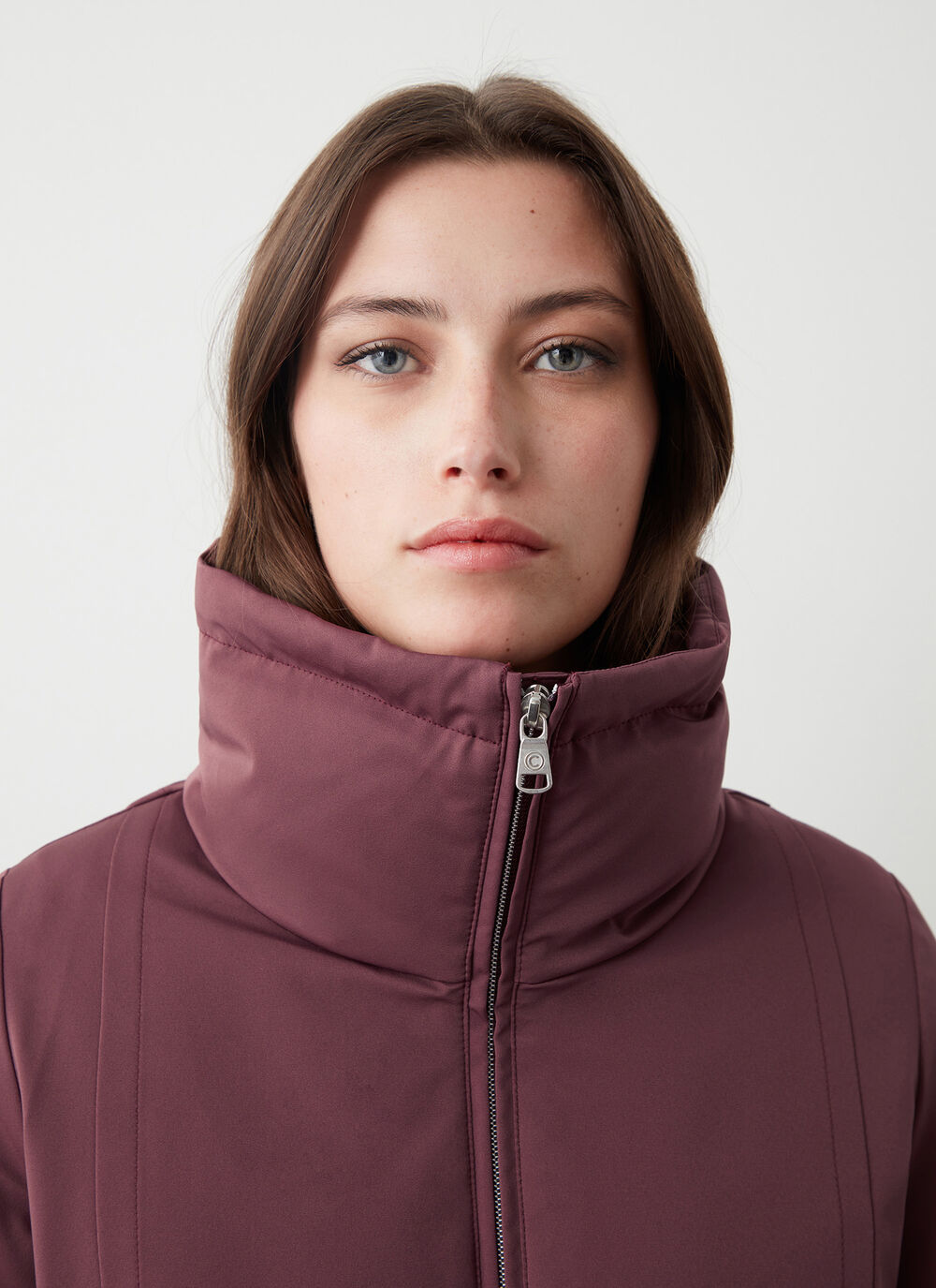 Waterproof fabric down jacket with belt image number 3