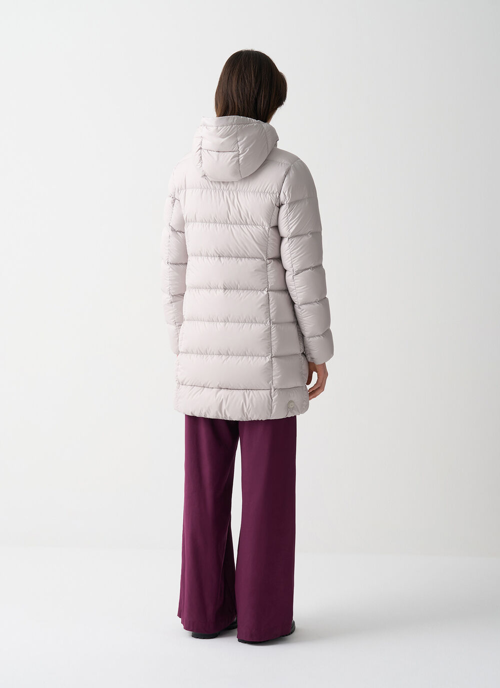 Long matte down jacket with hood image number 3