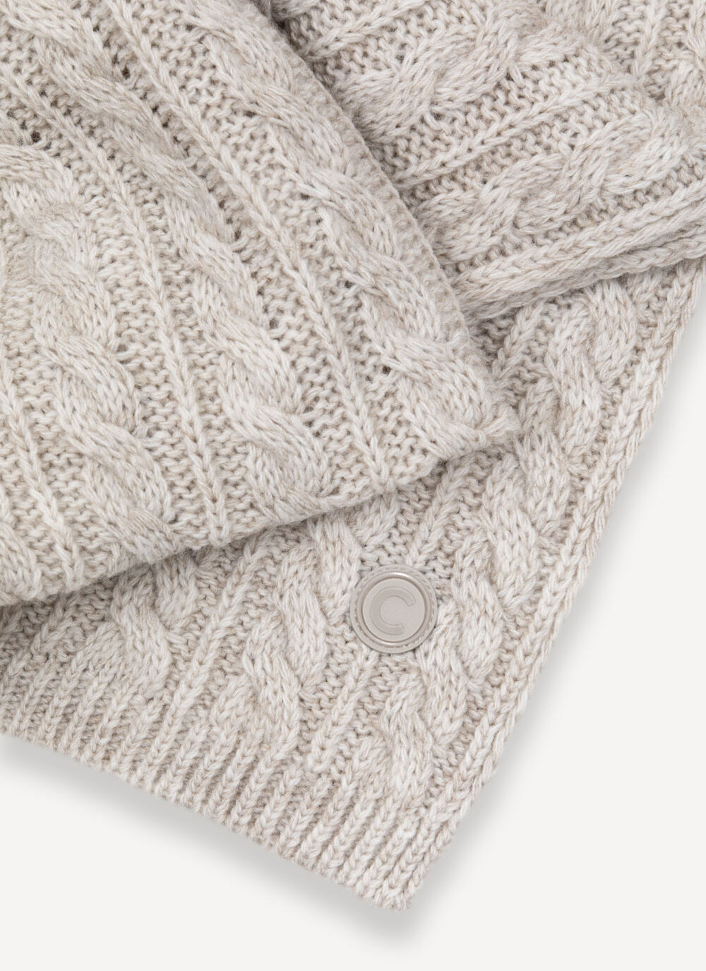 Unisex cable-knit scarf image number 2