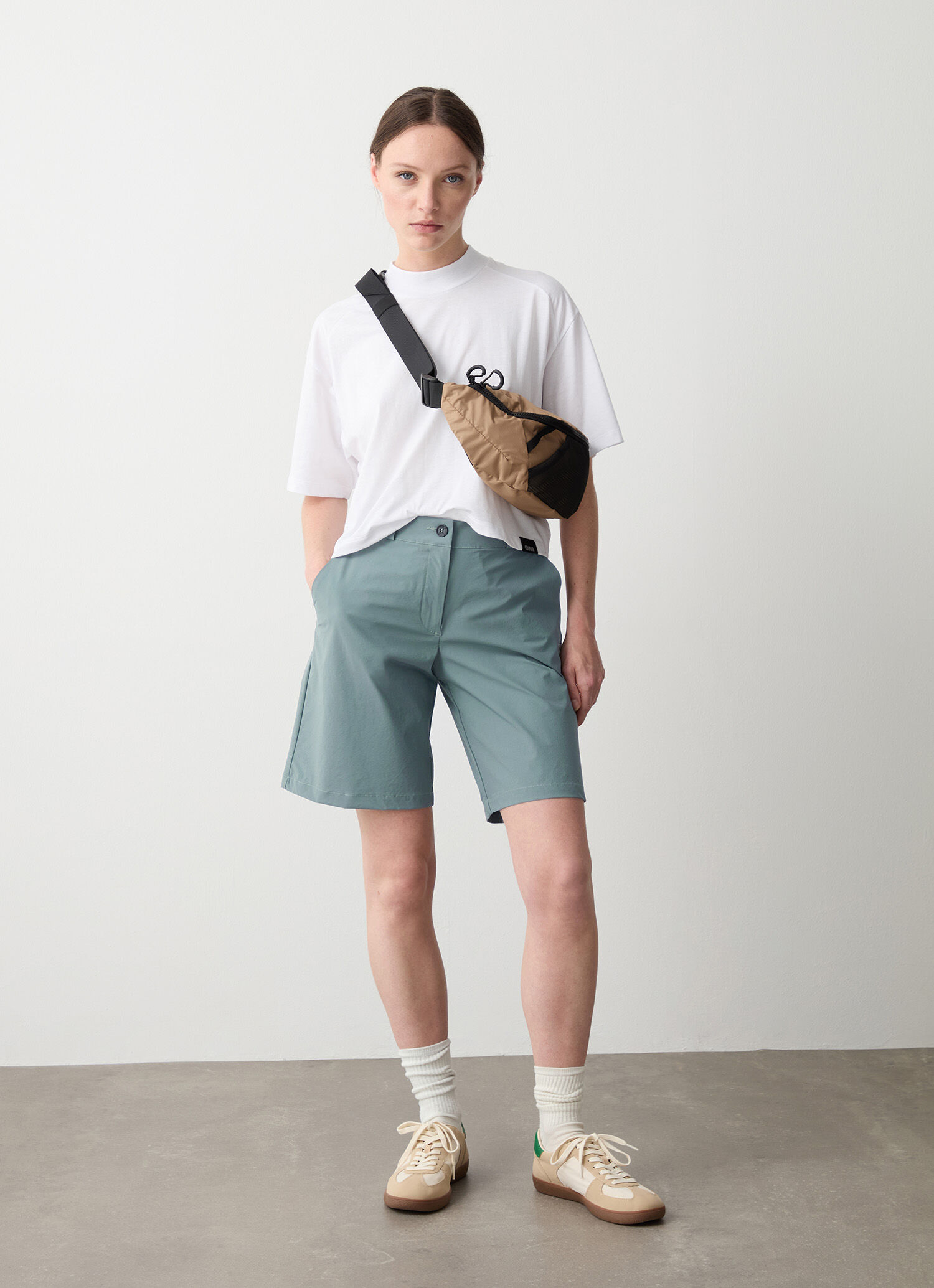 ショートパンツ COLMAR Woman Short Blue 09484ZA 68 Shorts Woman - Colmar
