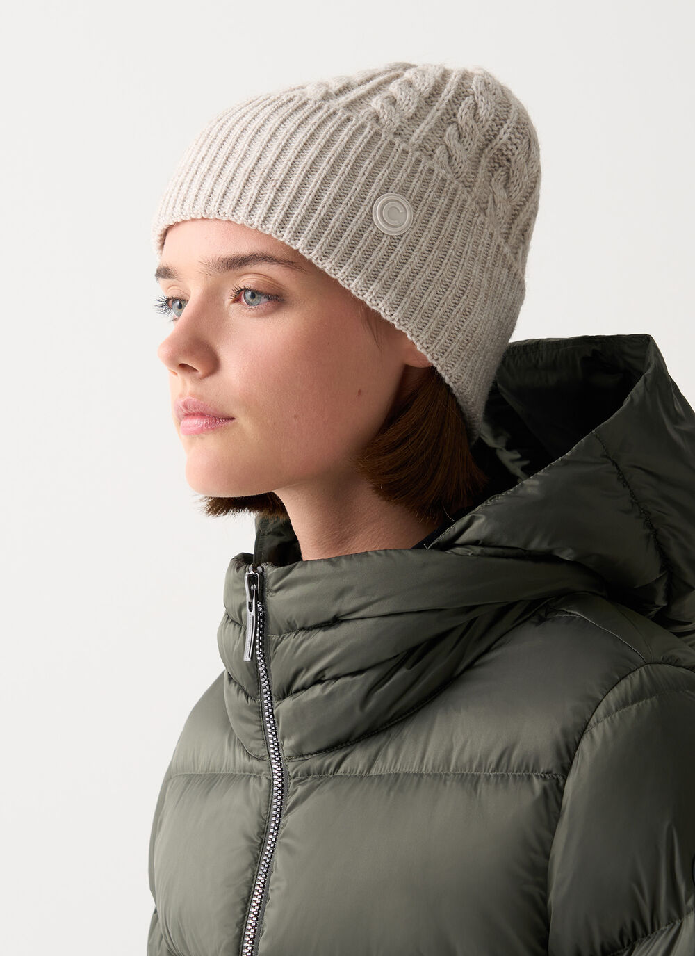 Unisex cable-knit hat image number 0