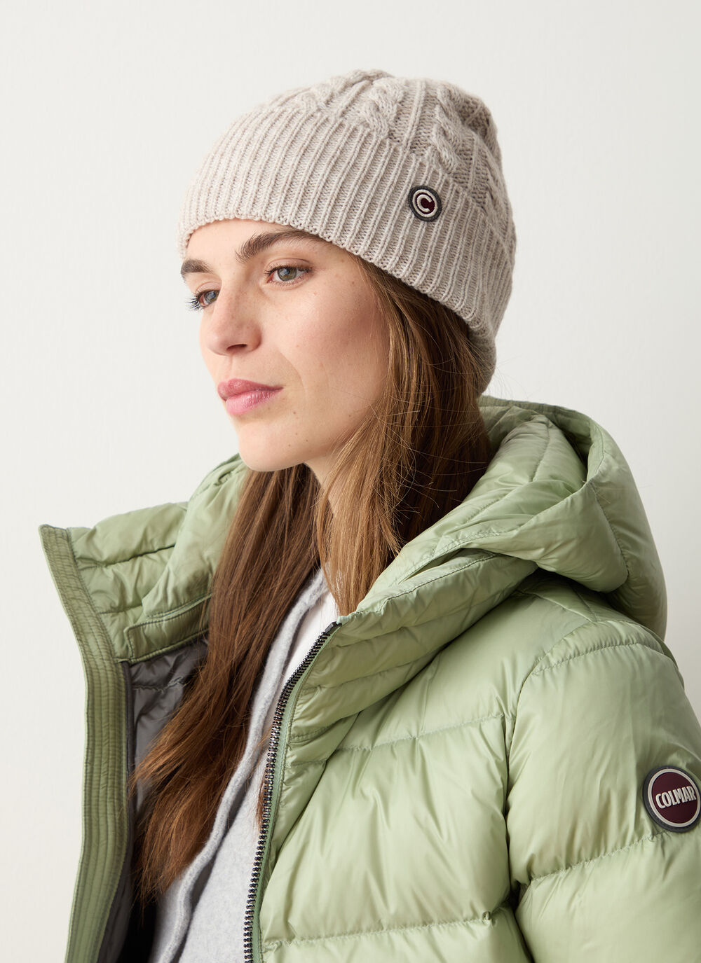 Gorro unisex en punto de ochos image number 0