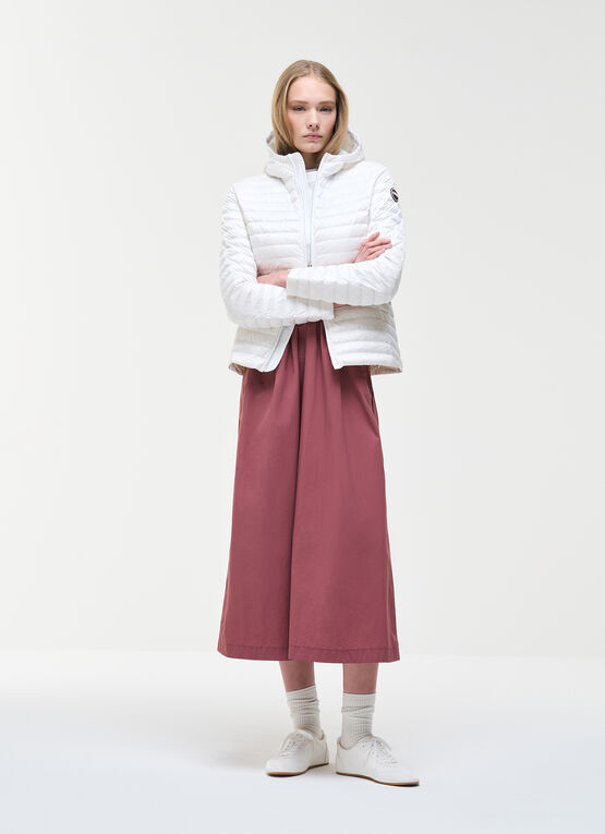 Leichte Daunenjacke mit Kapuze