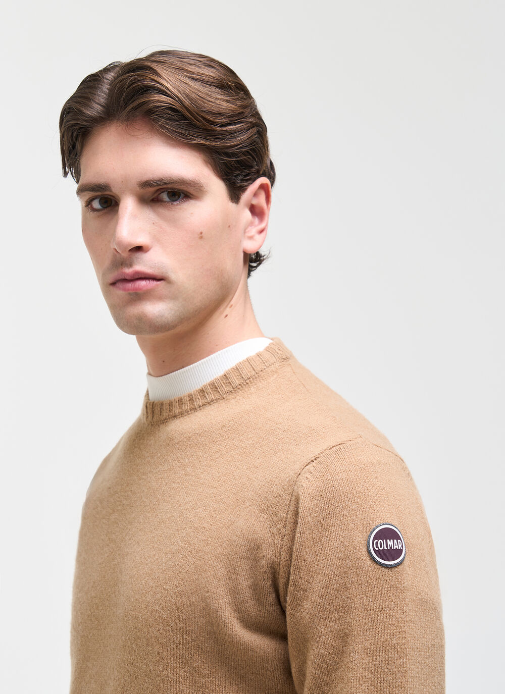 Pullover with tricolour detailing
