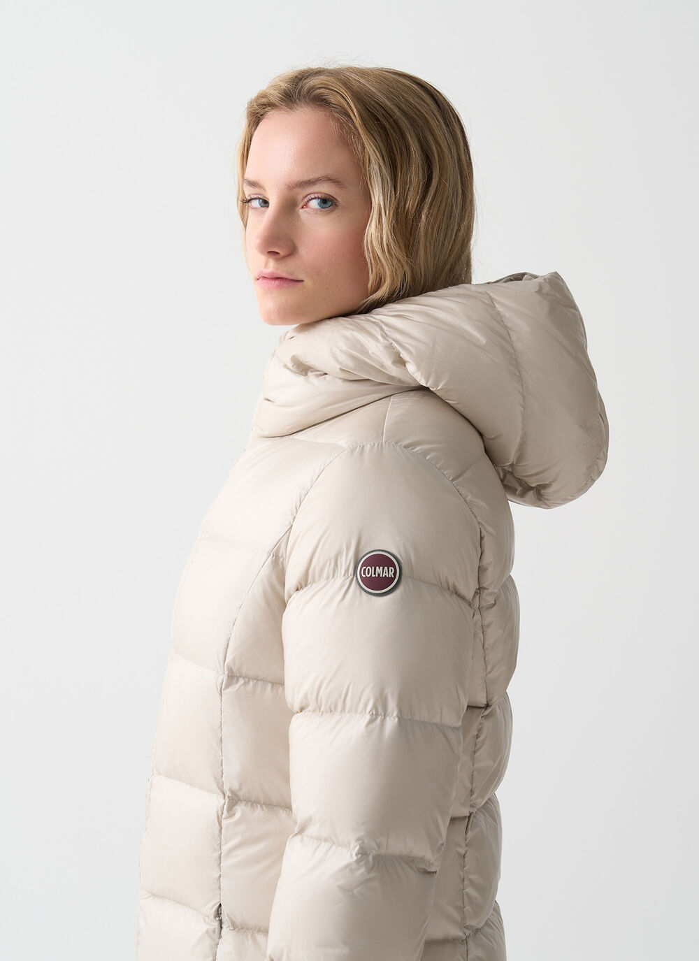 Long down jacket with hood image number 2