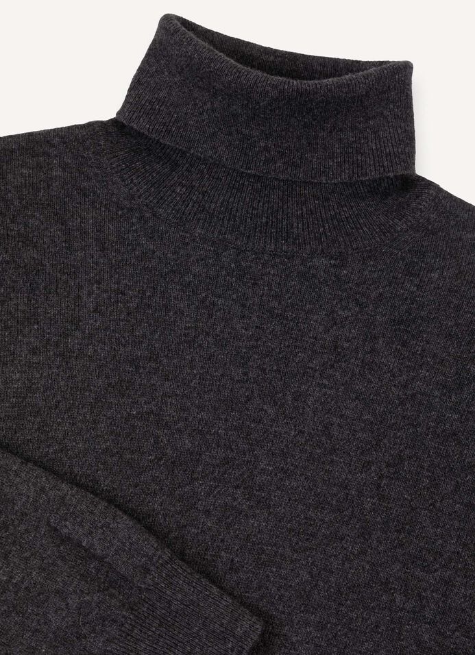 Fine knit polo-neck jumper  image number 5