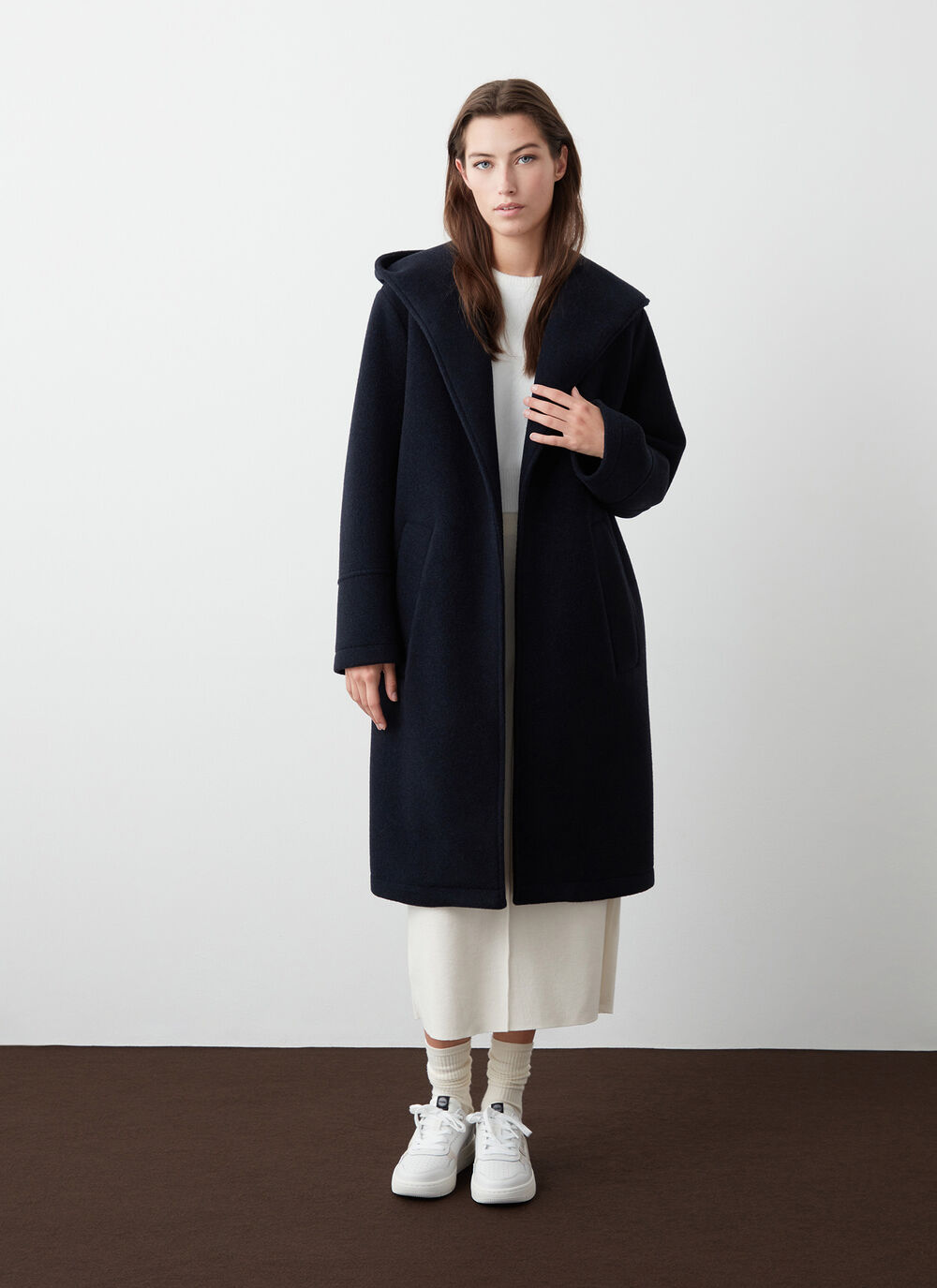 Long wool baize coat with belt image number 1