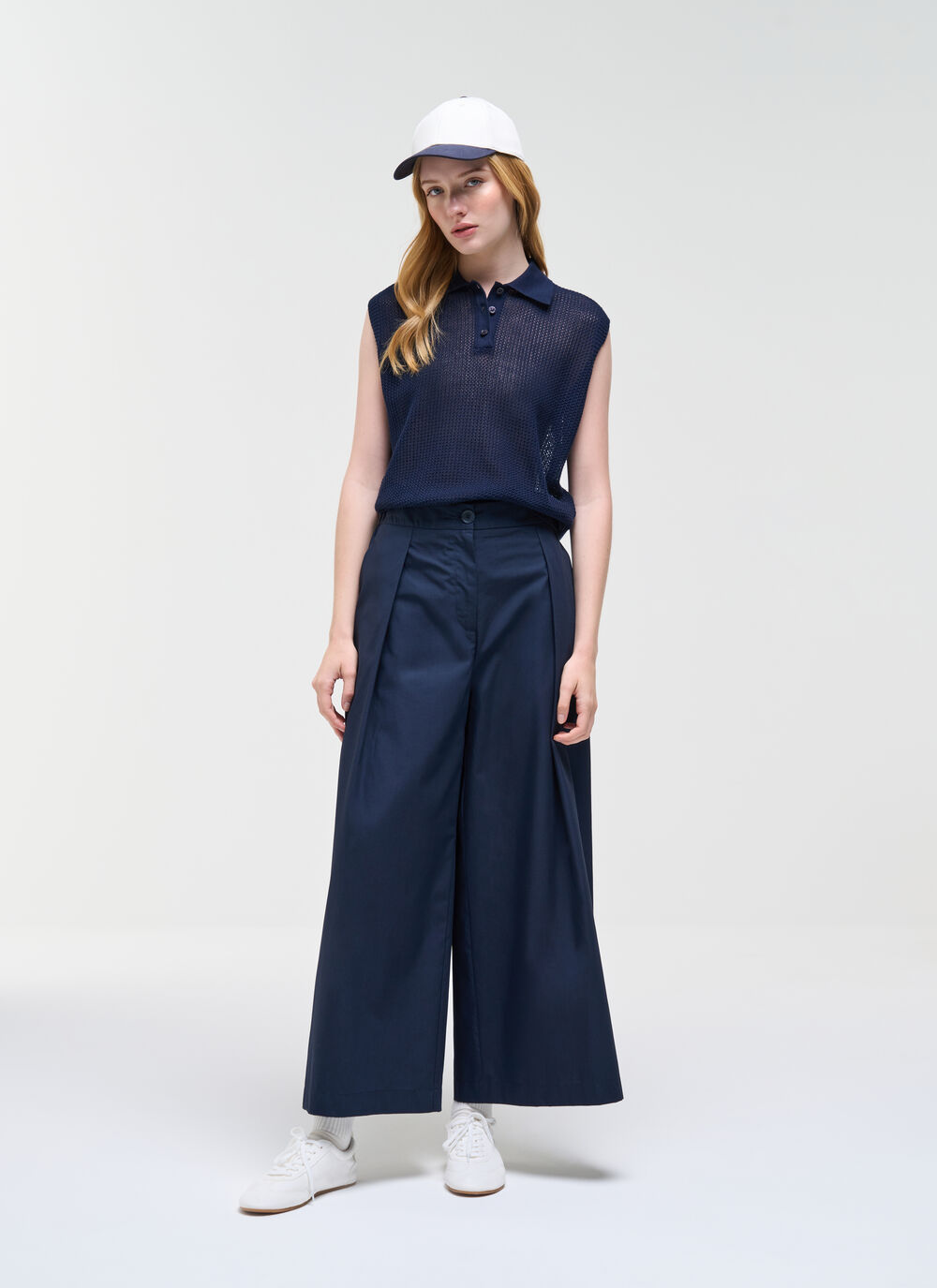 Sleeveless Mesh Polo image number 1