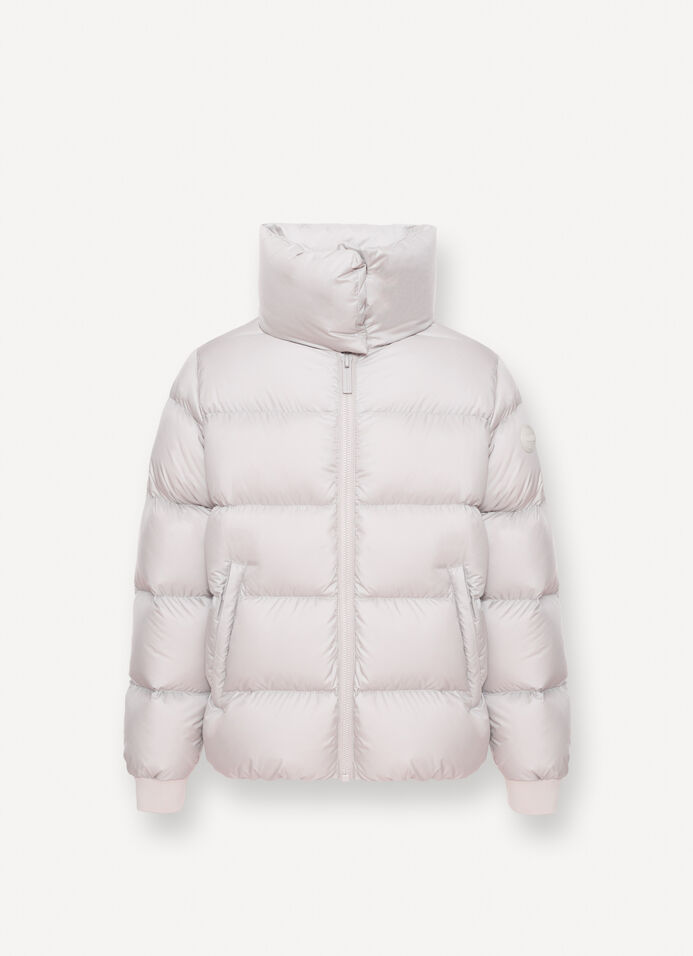 Down jacket with high collar image number 4