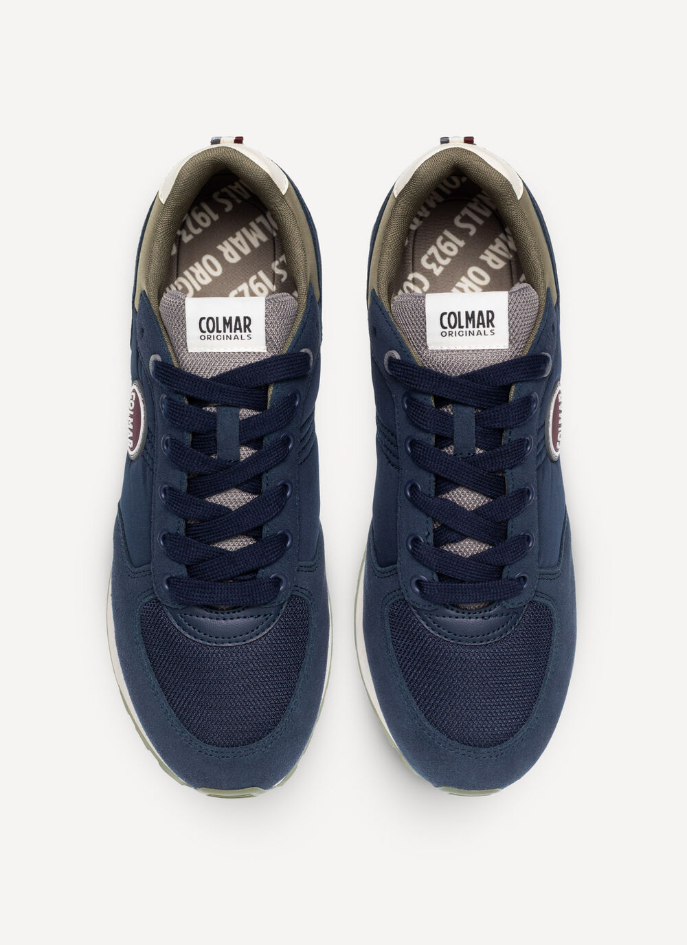 Travis Authentic men&rsquo;s sneakers image number 3