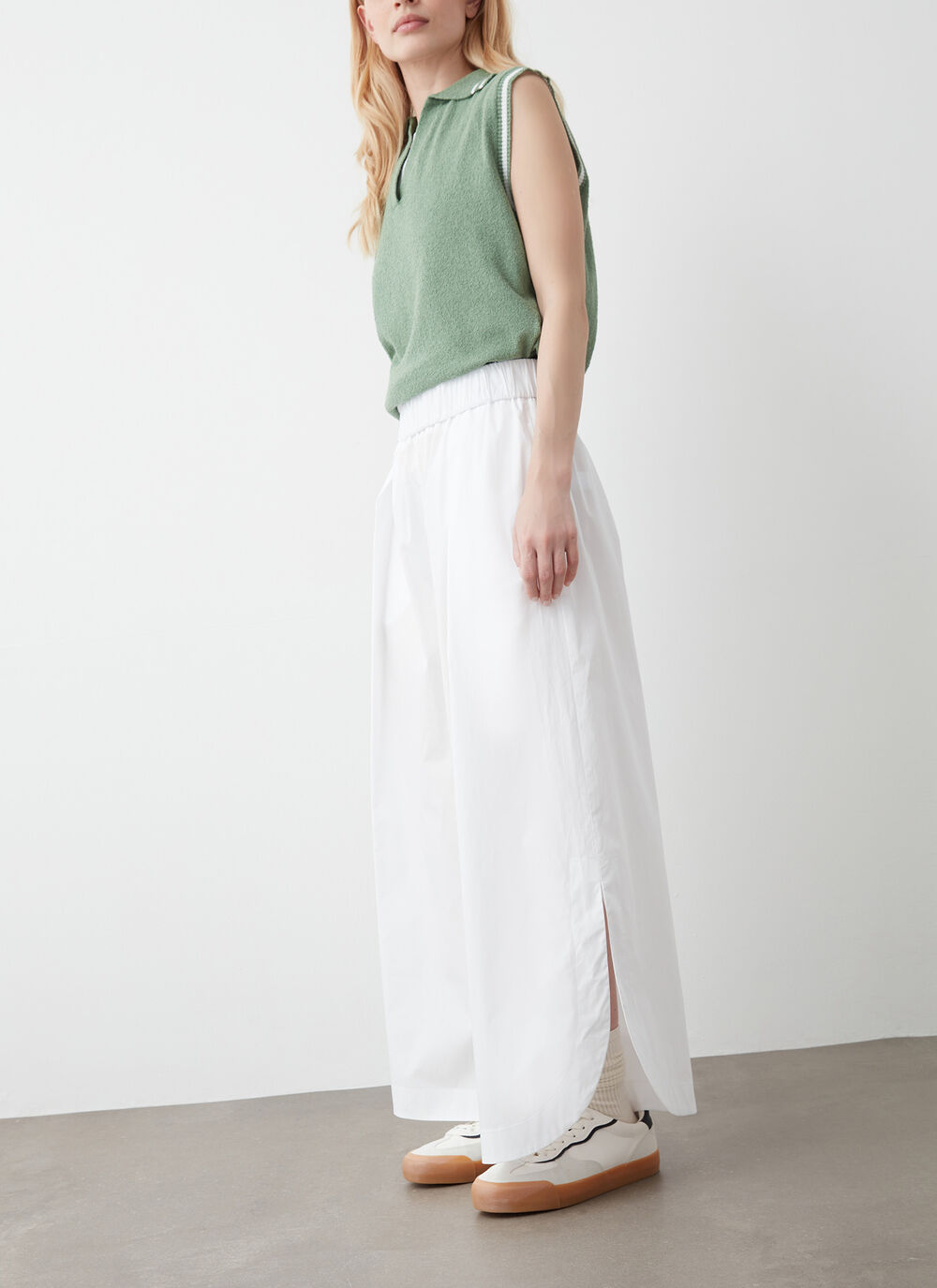 Wide-leg trousers image number 0