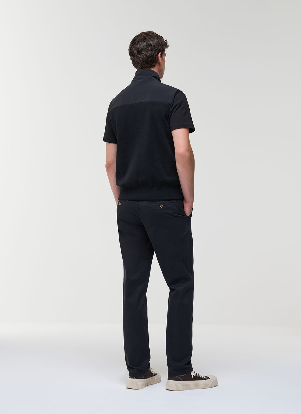 Unlined Hybrid Vest image number 3