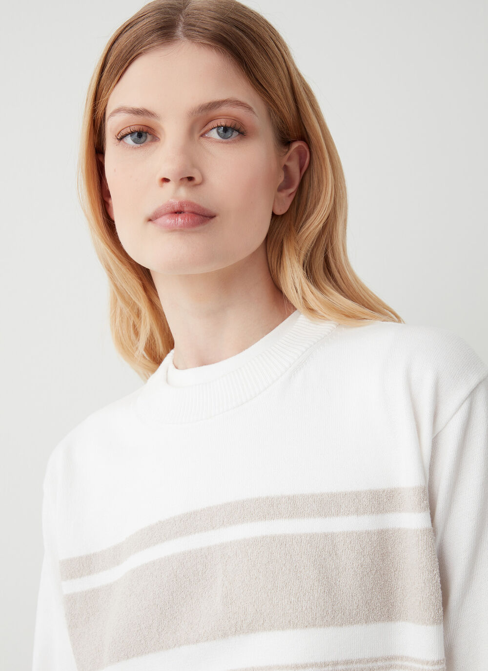 Colorblock pullover image number 2