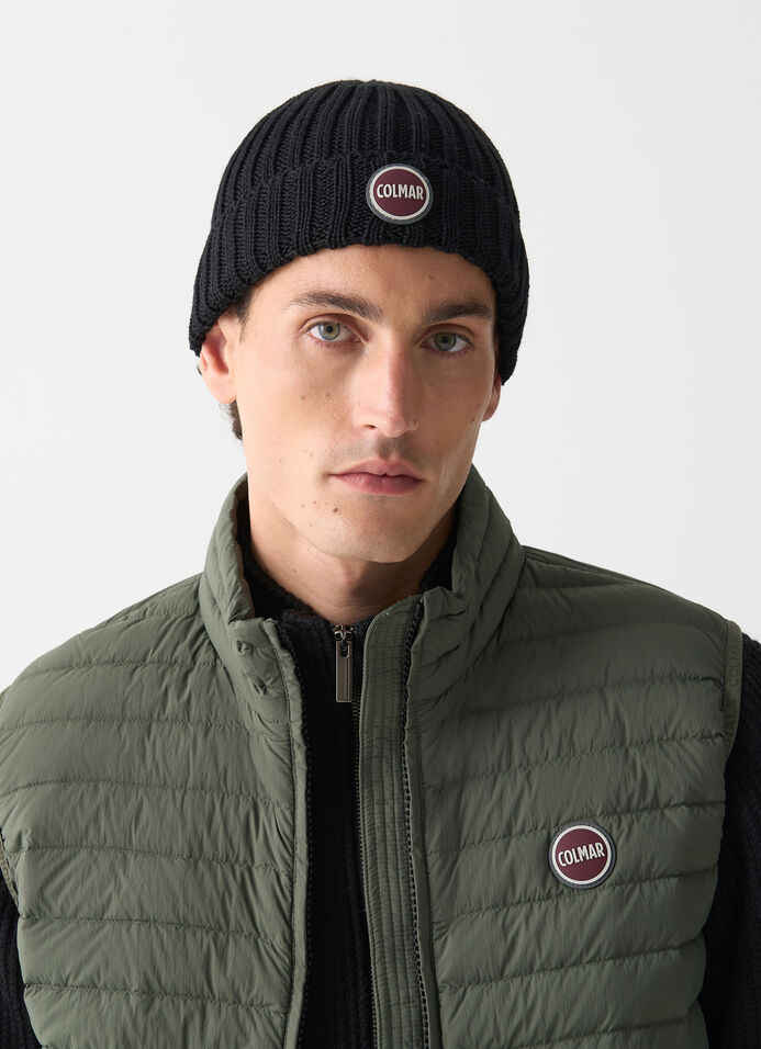 Unisex rib-knit hat with turn-up image number 1