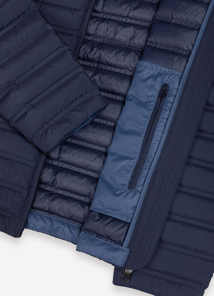 Seamless down jacket with hood image number 6