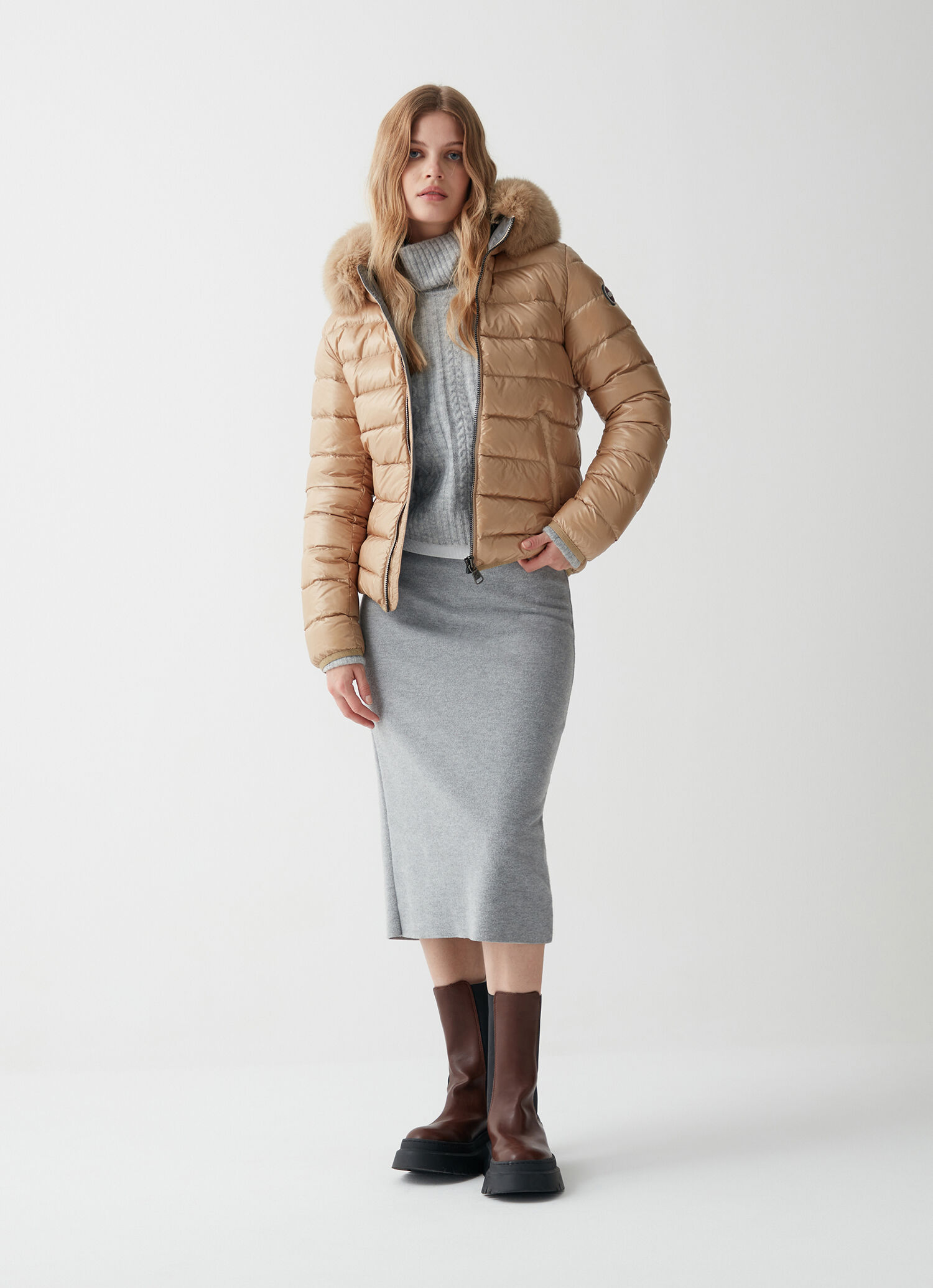 Quilted jacket in shimmering recycled fabric CAMEL Colmar