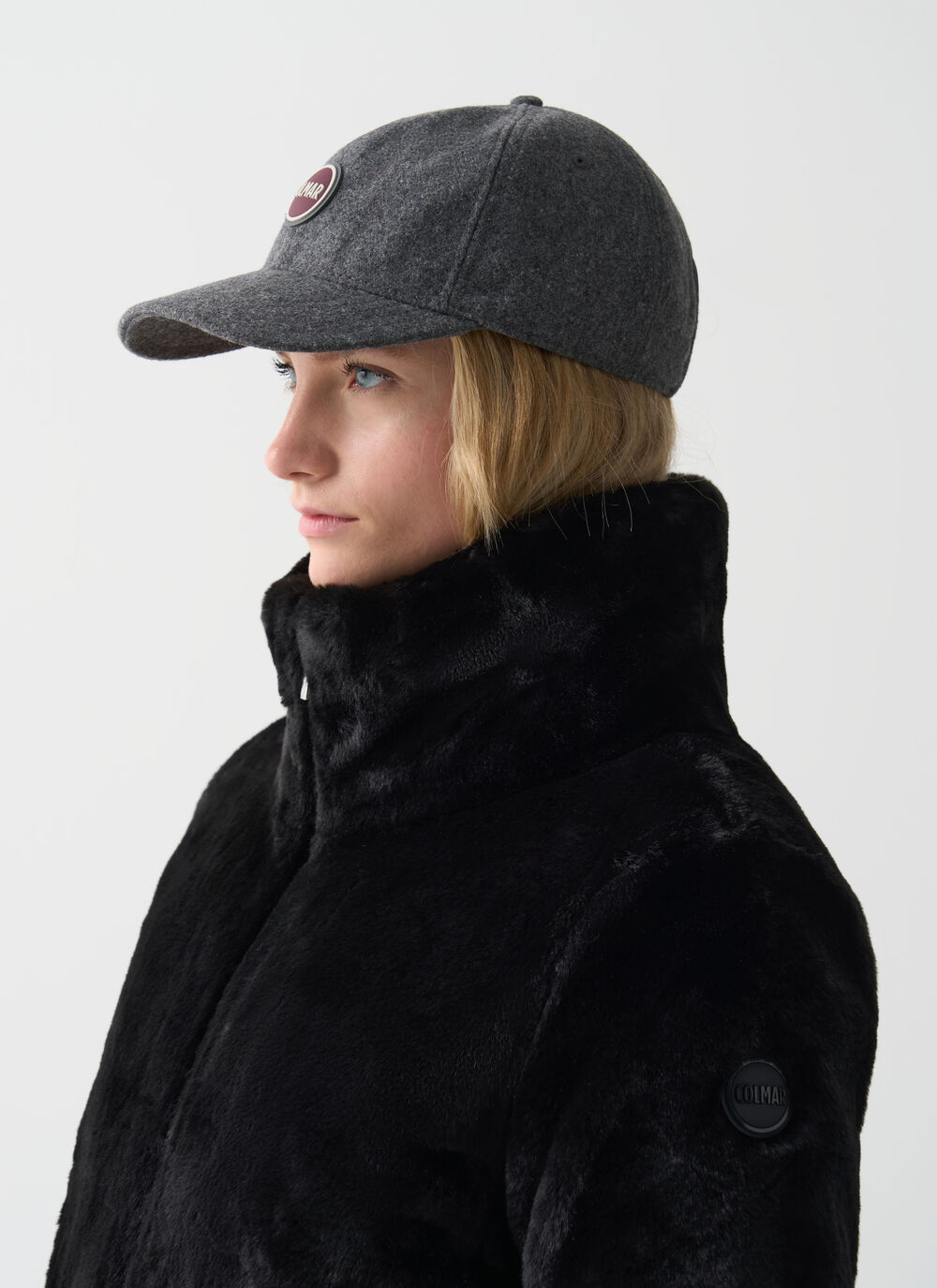 Reversible faux fur down jacket image number 3