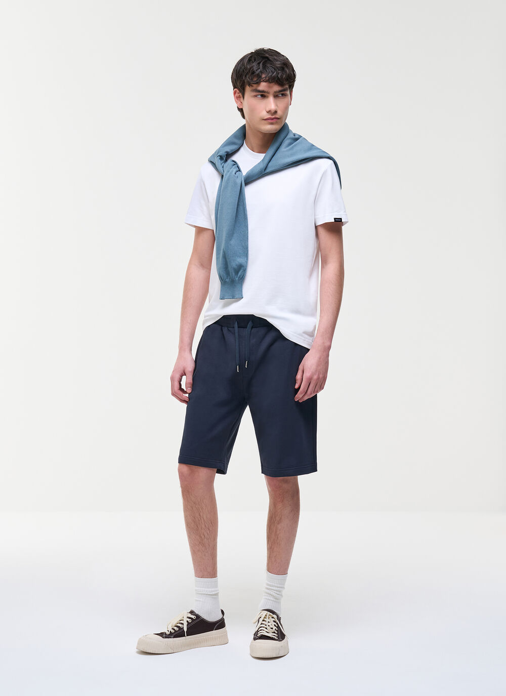 Plush bermudas image number 1