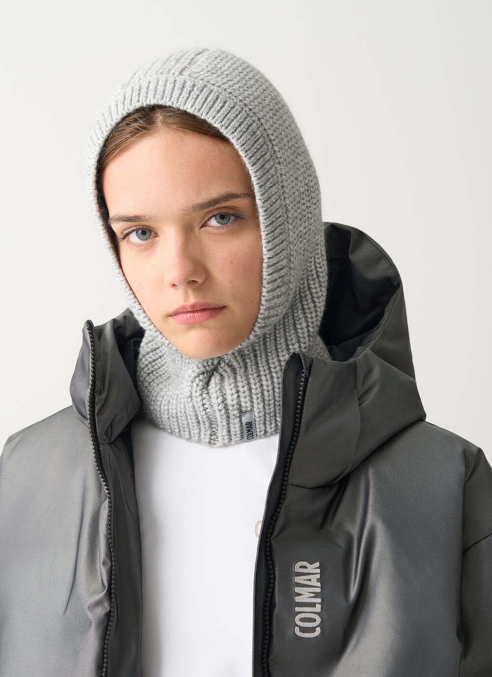 Women's knit balaclava image number 0