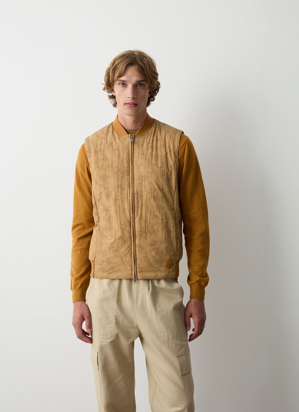 Camouflage down-padded gilet  image number 1