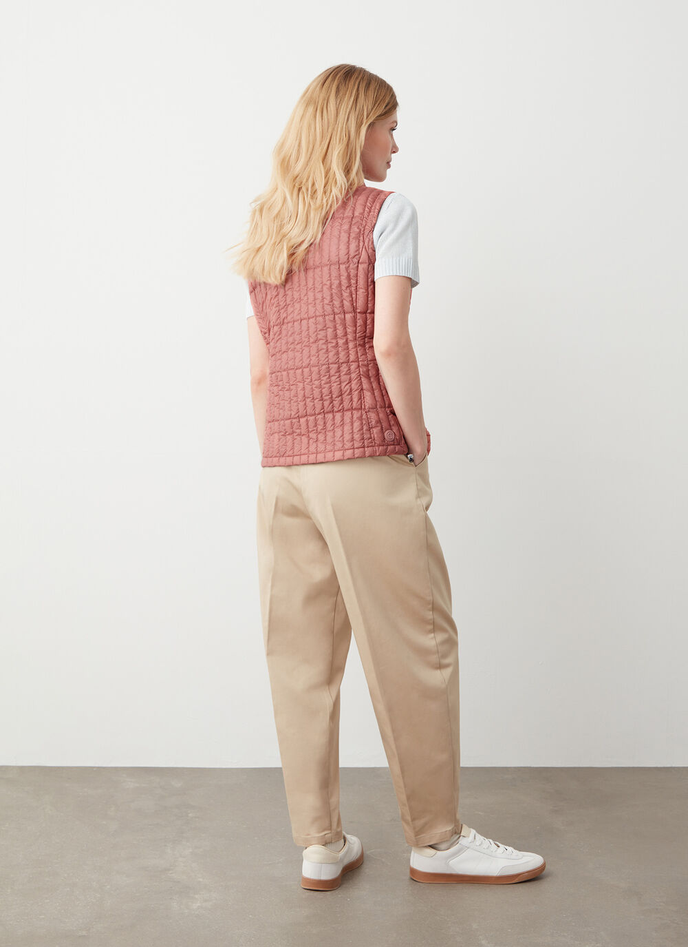 Ultra-light shiny waistcoat image number 3