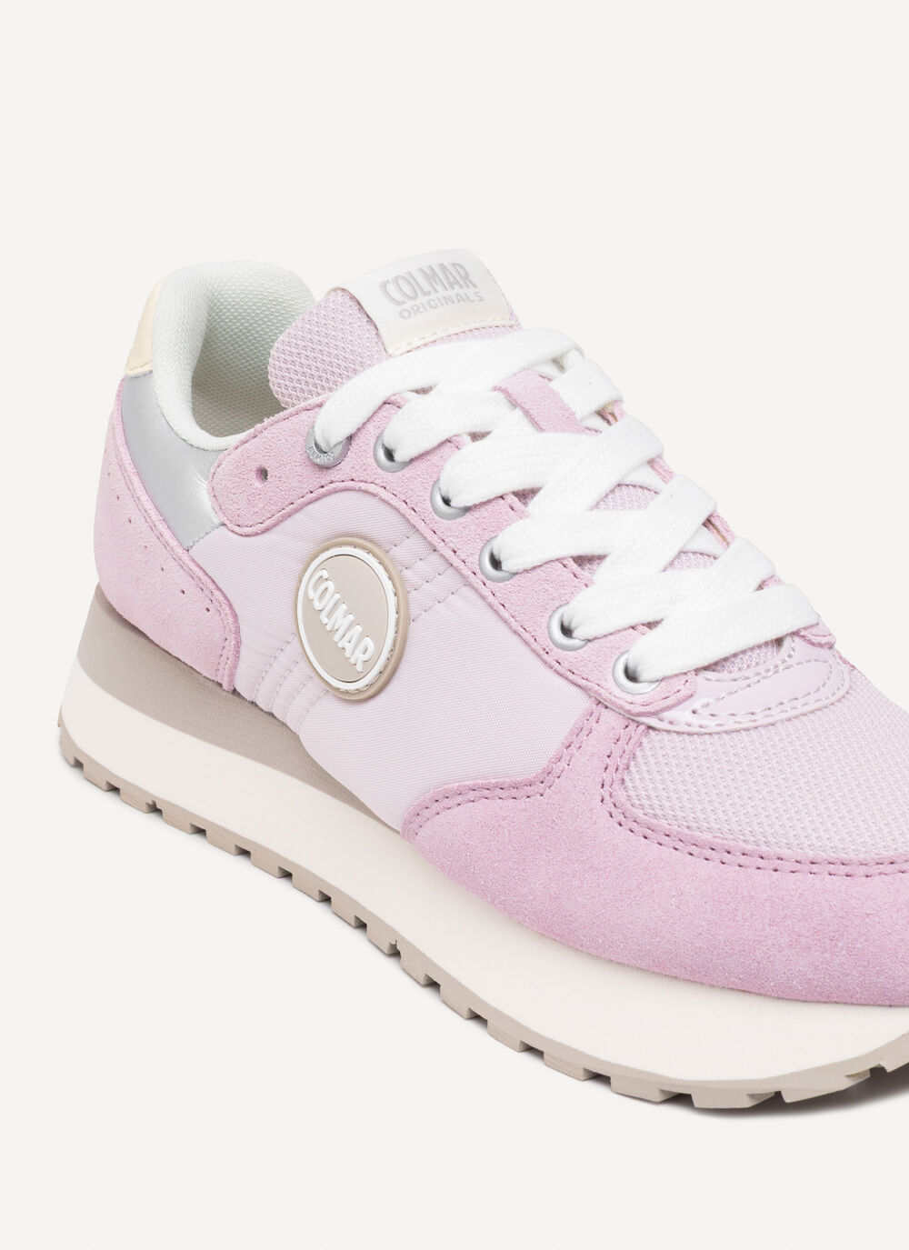 Women's Travis Authentic High Sole Sneakers image number 2