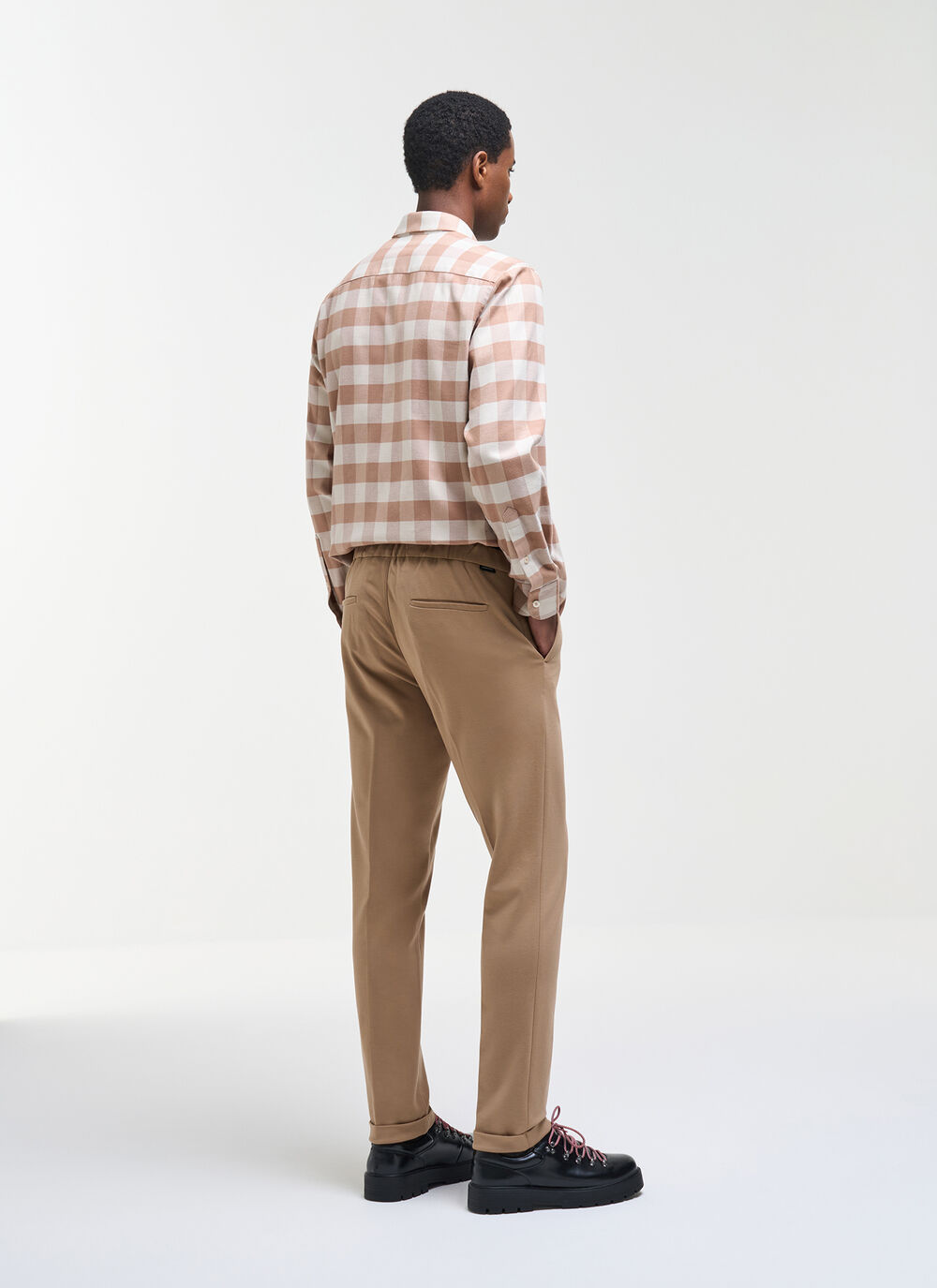 Chinos with turn-ups