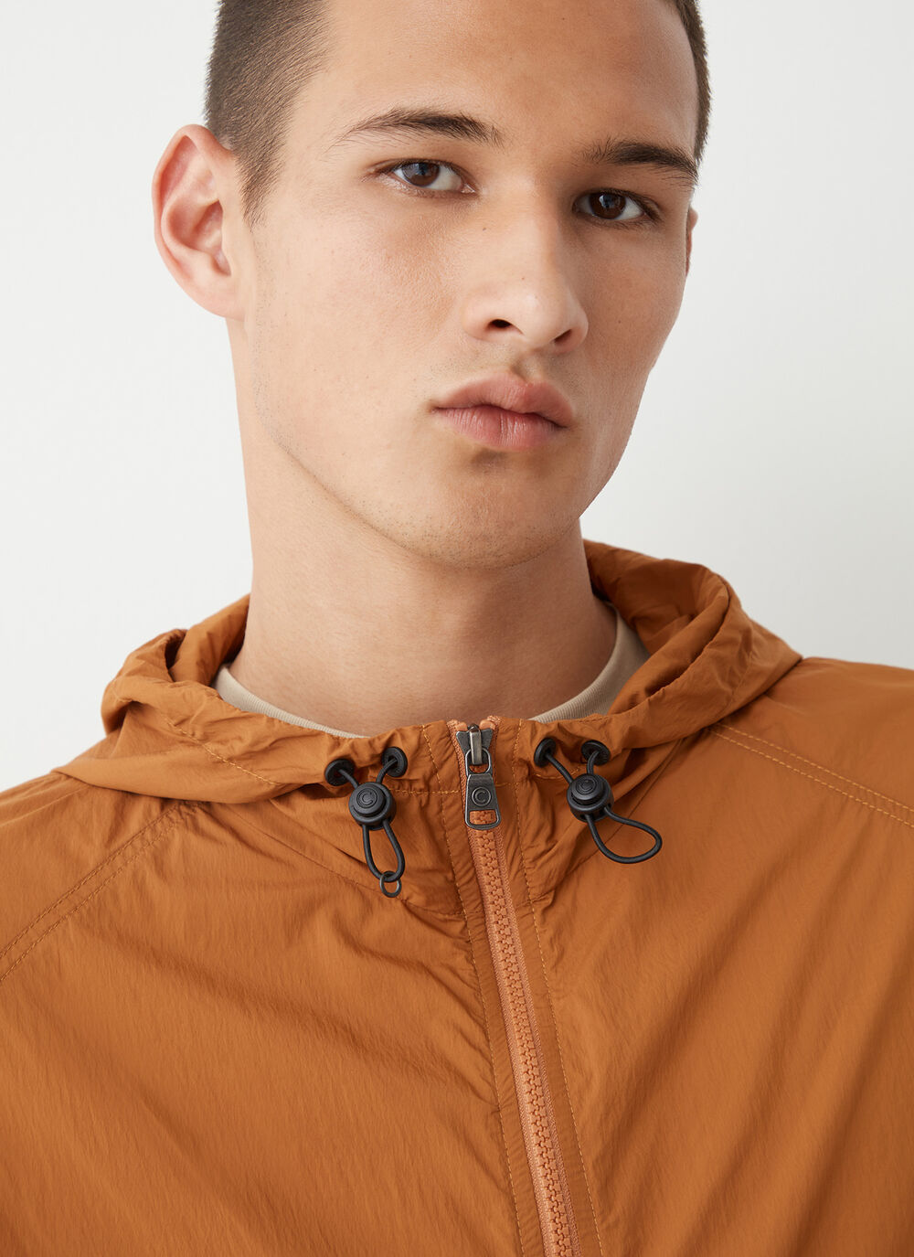 Lightweight nylon tracksuit image number 2